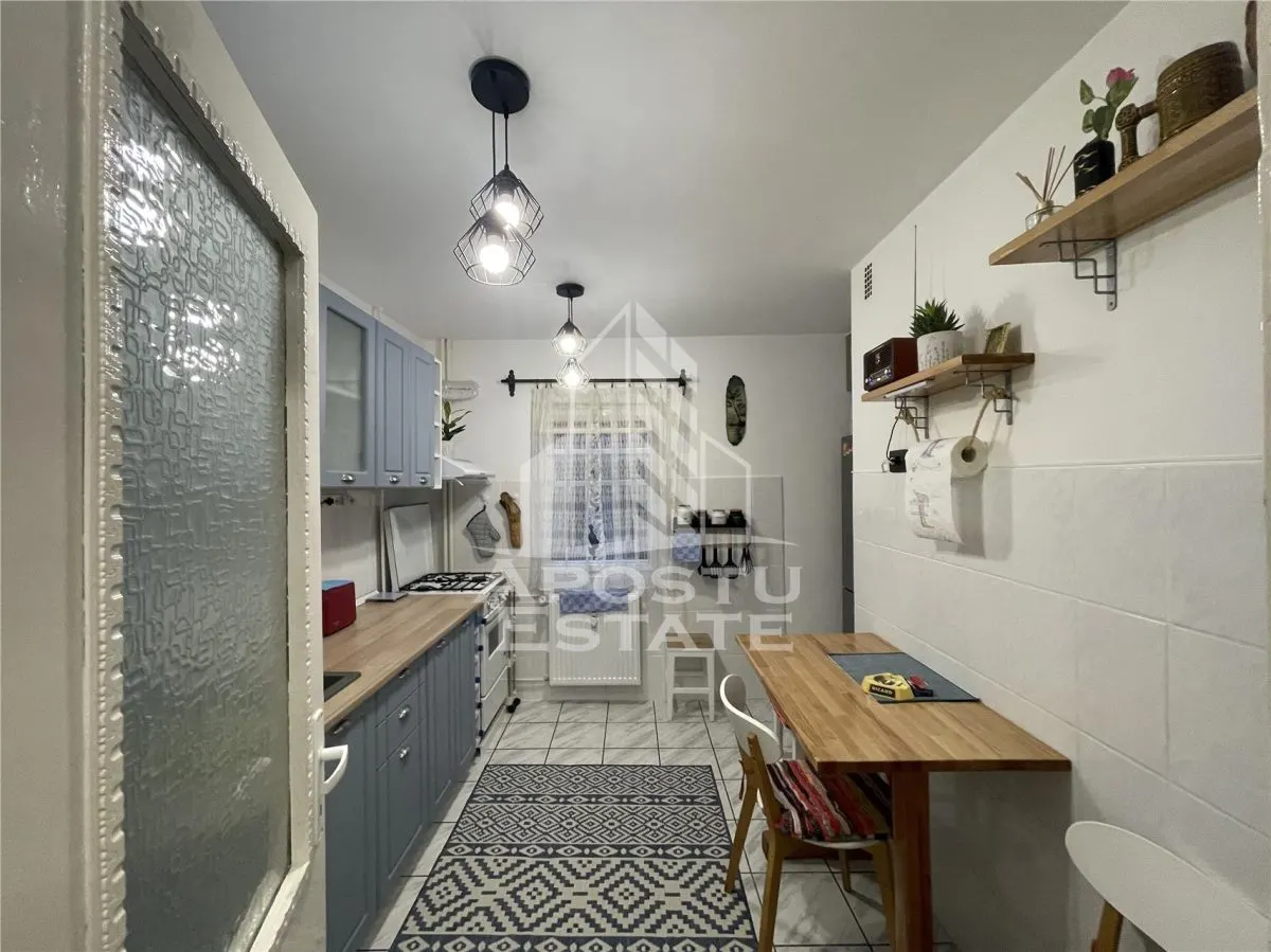 Apartament 2 camere, proaspat renovat, zona Micalaca - foto 2