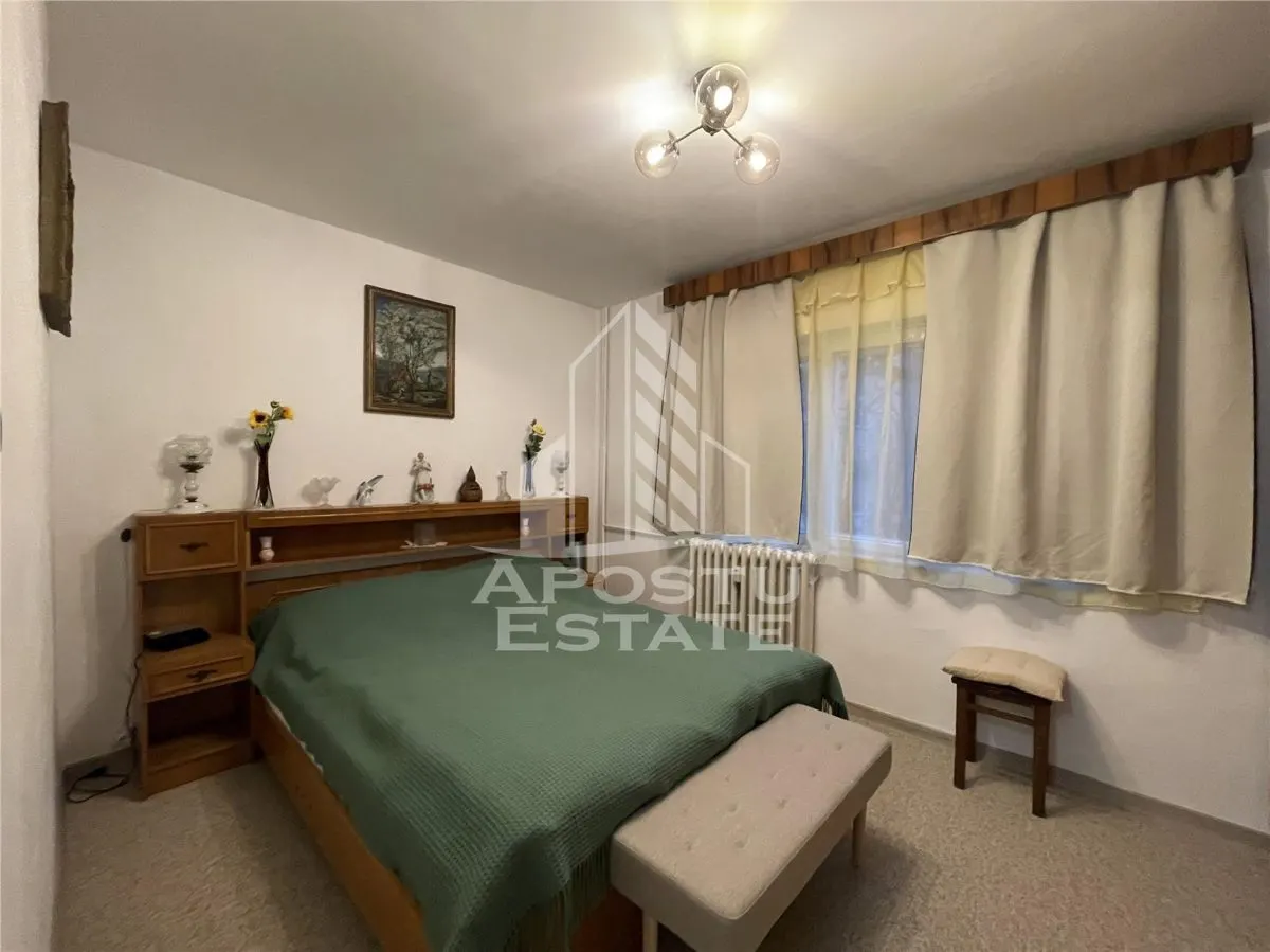 Apartament 2 camere, proaspat renovat, zona Micalaca - foto 6