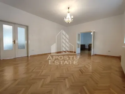 Apartament cu 5 camere 170 mp,  zona Ultracentrala - foto 12