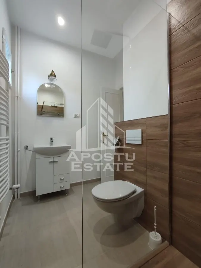 Apartament cu 5 camere 170 mp,  zona Ultracentrala - foto 15