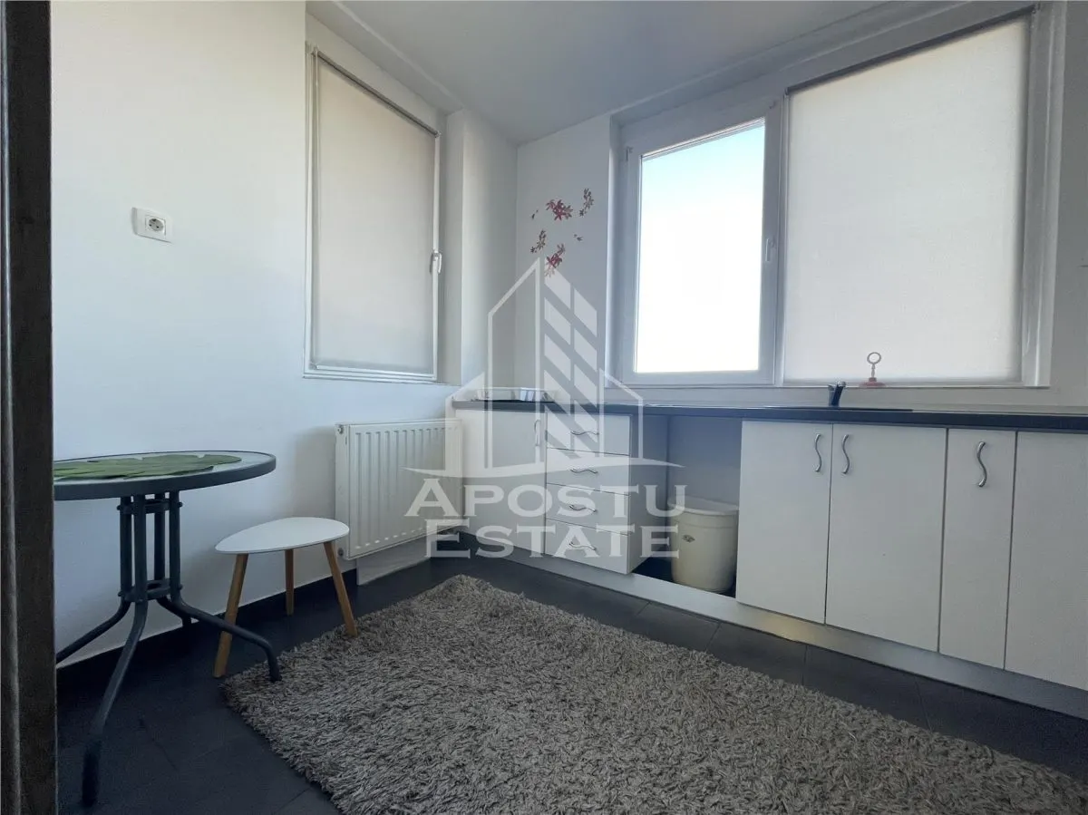 Apartament 2 camere, proaspat renovat, zona Banu Maracine Kaufland - foto 2