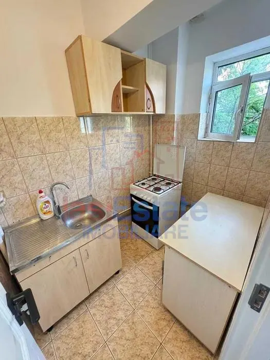 Garsoniera 24 mp, etaj 2, ideala pentru locuit sau inchiriere in zona Nicolina - foto 6