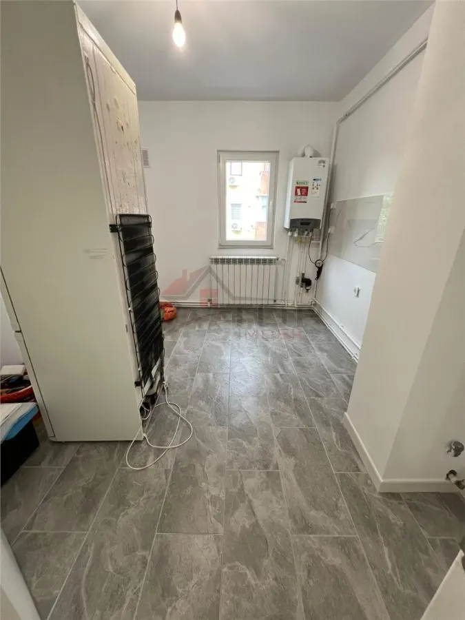 Vanzare apartament 3 camere decomandat 2 bai - renovat complet - foto 7