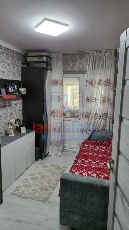 Apartament 3 camere, gata de mutare - zona  Podu Ros, parter - foto 3