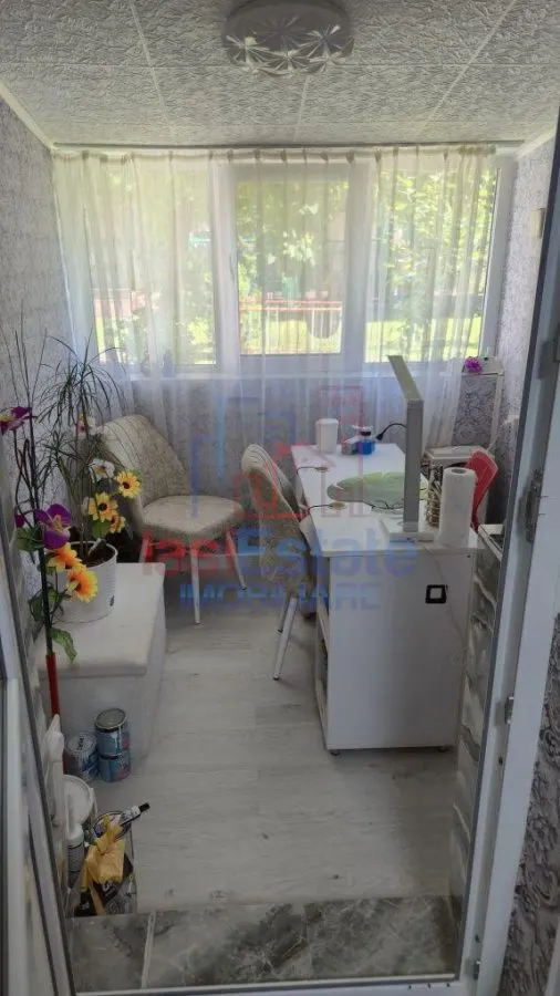 Apartament 3 camere, gata de mutare - zona  Podu Ros, parter - foto 7