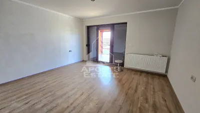 Casa de vanzare spatioasa, 5 camere si 3 bai, Giarmata, Comision 0 - foto 5
