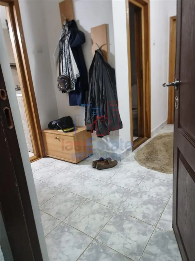 Apartament 4 camere, decomandat, 80 mp, 2 bai zona Nicolina - foto 8