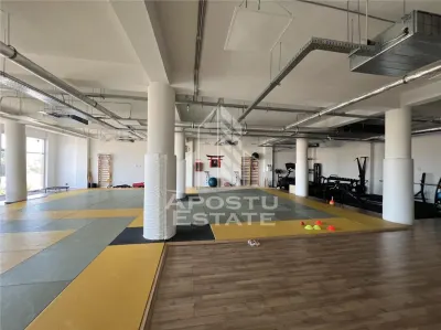 Spatiu ce poate fi folosit pentru multiple functiuni - Timisoara