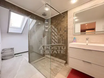 Casa pt. 2 familii, cu 9 camere, teren 832mp, Zona Girocului Timisoara - foto 11