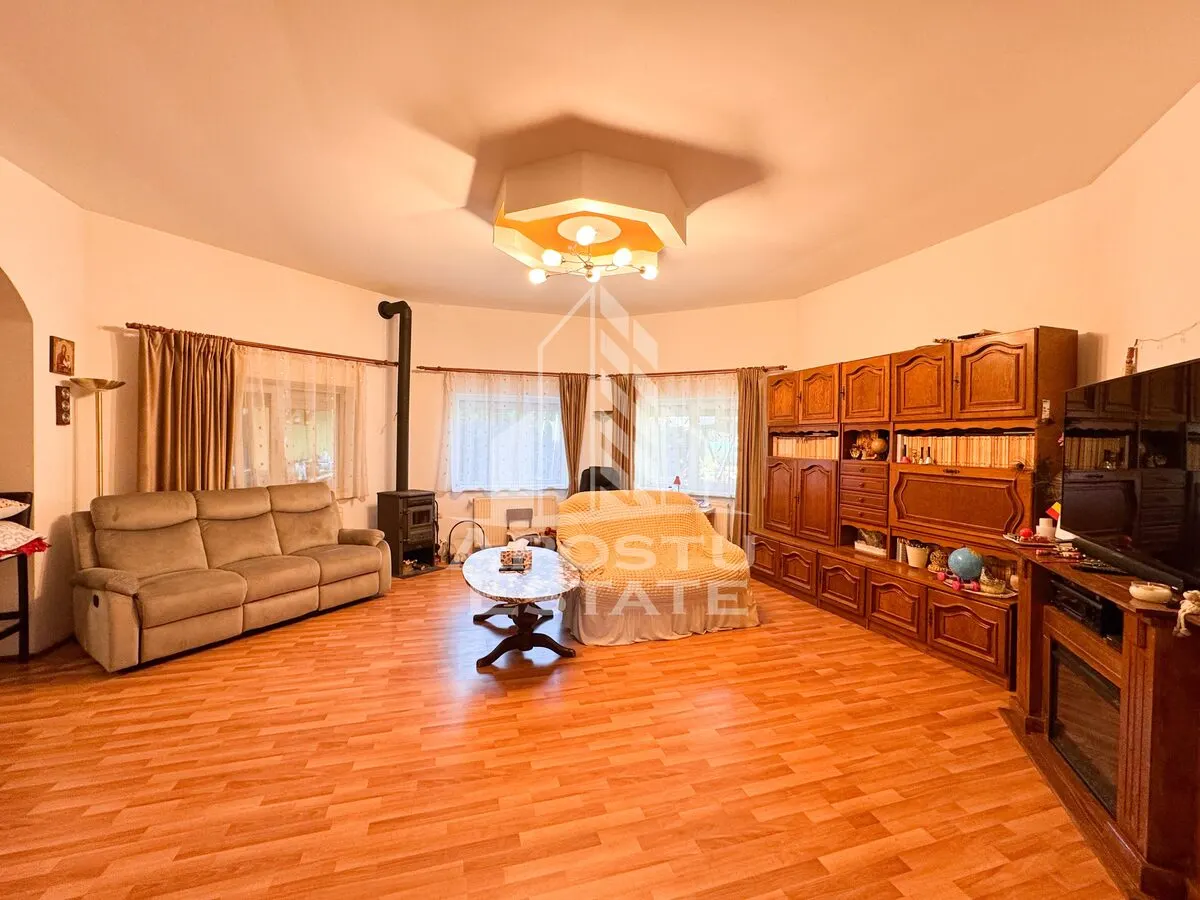 Casa pt. 2 familii, cu 9 camere, teren 832mp, Zona Girocului Timisoara - foto 18