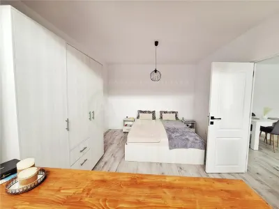 Apartament 2 camere nedecomandat, zona Centrala - Bacau