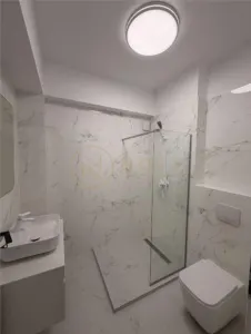 Apartament de 3 camere de inchiriat in Pipera Cristal Nord cu parcare - foto 9