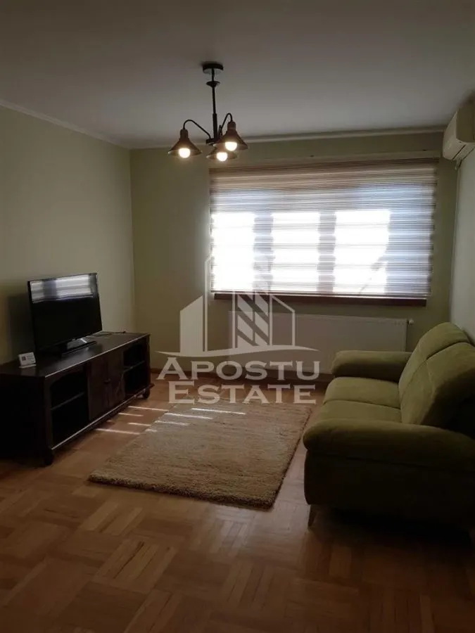 Apartament cu 3 camere Ultracentral - foto 3