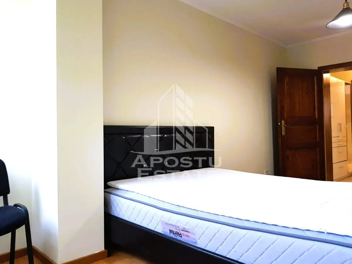 Apartament cu 3 camere Ultracentral - foto 4