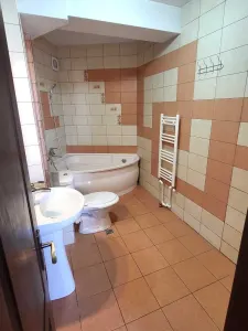 Apartament 2 Camere, Parcare Inclusă, Bucium - foto 7