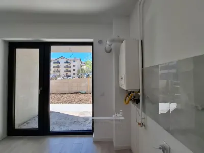 Apartament 2 camere nou, vanzare in Iasi Valea Lupului, curte proprie - Iasi
