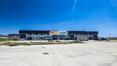 Inchiriere 4 hale industriale situate  in apropriere de Podul Domnesti - foto 3