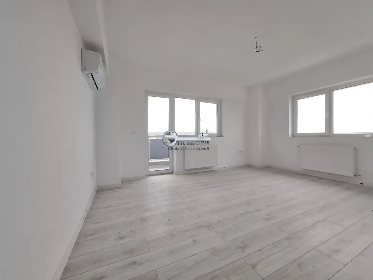 Apartament 1 camera de vanzare in Iasi, Galata, 43.63 mp, baie cu geam - foto 1