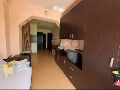 RECO Garsoniera cu lift, 25 mp etaj intermediar, Oradea- Rogerius - foto 4