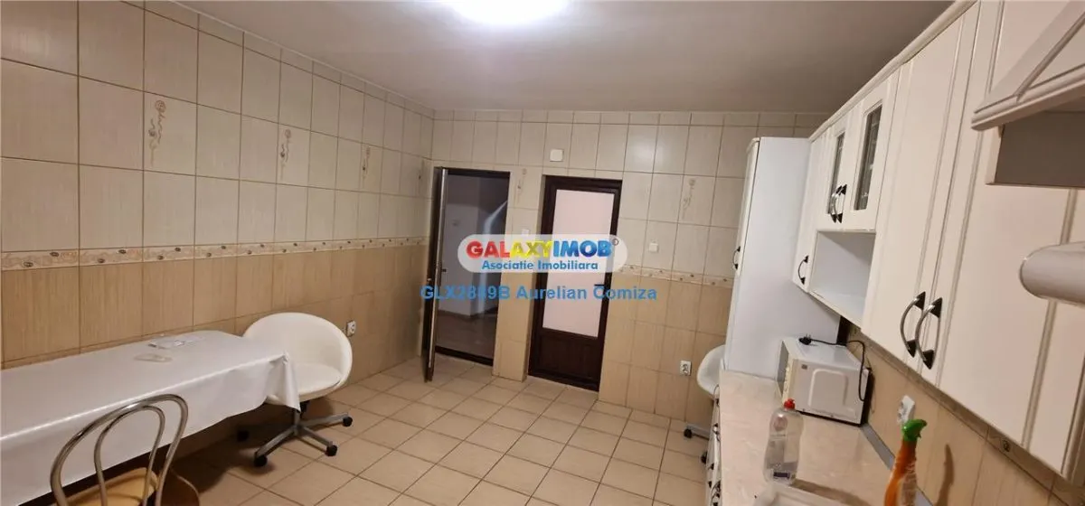 Apartament 4 camere Straulesti cazare grup persoane in vila - foto 3