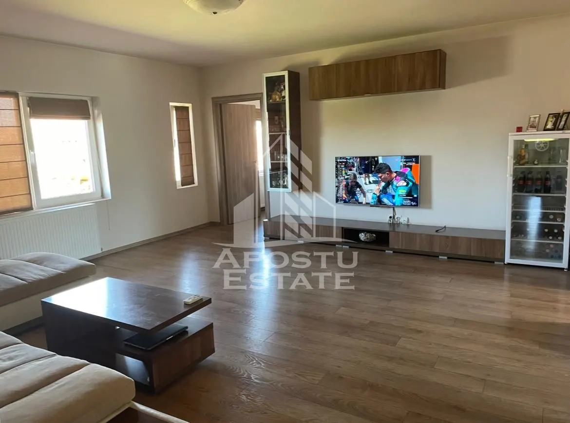 Apartament 3 camere ,de inchiriat , Loc de parcare ,Dumbravita - foto 4