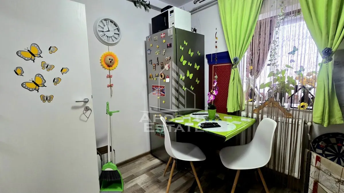 Apartament cu 2 camere de vanzare, decomandat, renovat, Girocului - foto 14