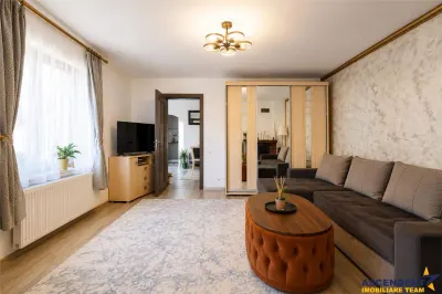 Casa solida, teren 919mp, 2 accesuri, configuratie si pentru 2 familii, Sanpetru, Brasov - foto 19