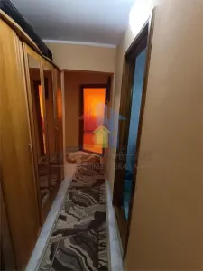 SPATIOS! 91 mp! Ap 4 camere, decomnadat, parter, zona Buzaului - foto 6