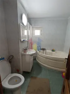 SPATIOS! 91 mp! Ap 4 camere, decomnadat, parter, zona Buzaului - foto 10