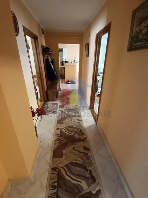 SPATIOS! 91 mp! Ap 4 camere, decomnadat, parter, zona Buzaului - foto 10