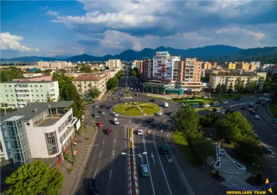 Spatiu vizibil,acces dublu,trafic intens,3 incaperi,flexibil:servicii&comert - foto 4