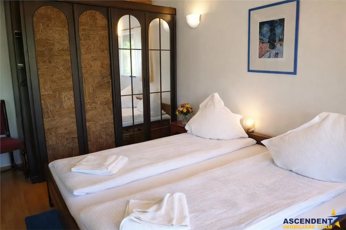 Locatie cu patru anotimpuri intr- o zi, incadrata de 2.350 teren, Bran - Fundata, Brasov - foto 4