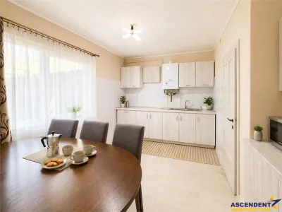 Nivel in casa cu 2 apartamente,145 mp utili+ teren 338mp, Gheorghe Doja - Targu Mures