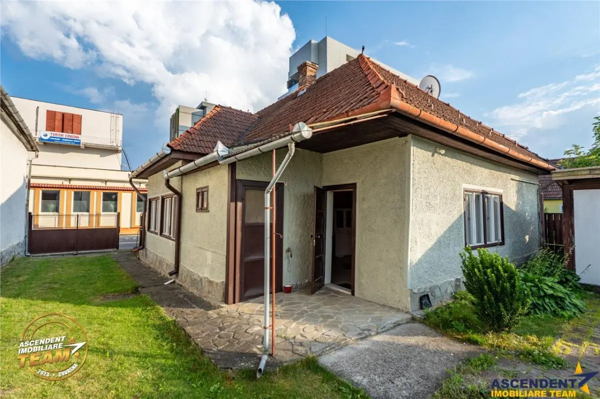 Film! Ultracental: Casa traditionala in statiunea Covasna - foto 17