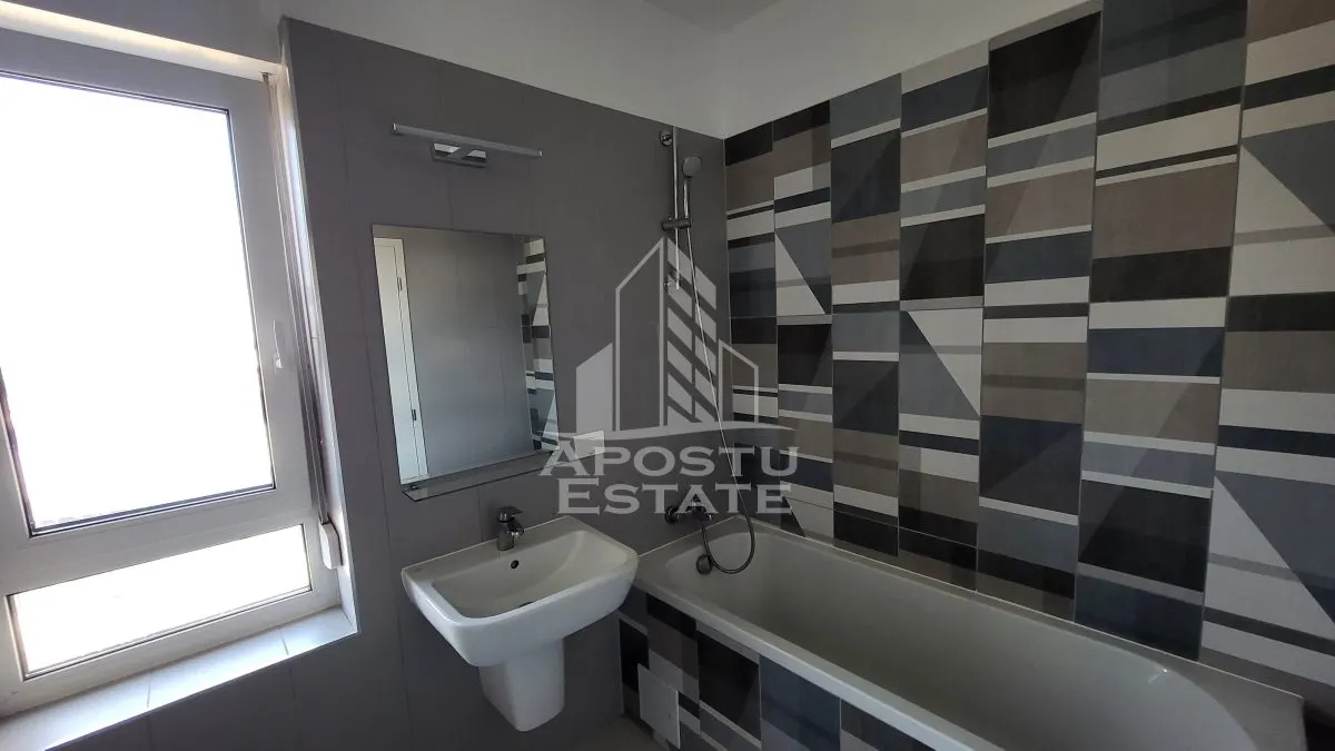 Apartament cu 3 camere,complet mobilat si utilat,zona Centrala - foto 15