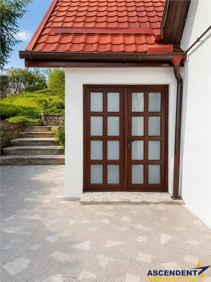 Proprietate deosebita, pe domeniu de 2.300 mp, panorama, Subpadure, Targu Mures:FILM&Tur 3D! - foto 16