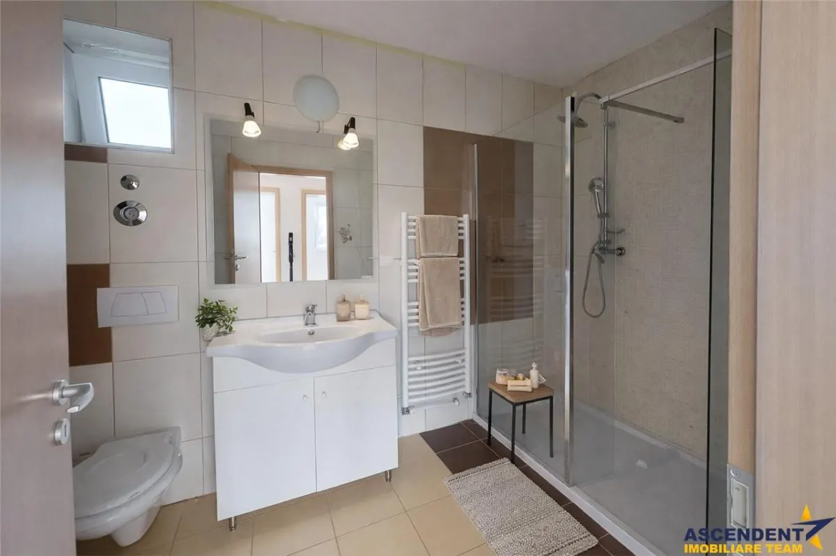 3D! Spatiu rezidential/ birouri/ servicii, pozitionare apreciabila, 97.5 mp, Avantgarden 3, Brasov - foto 7