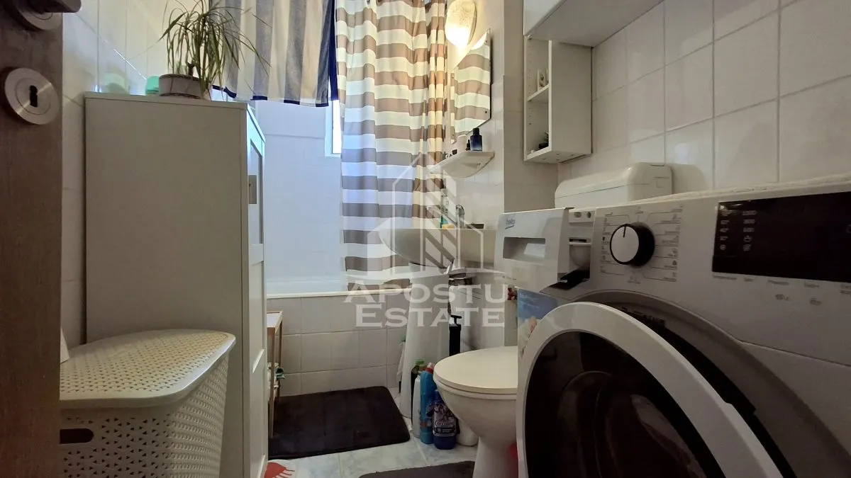 Apartament cu 2 camere de vanzare in zona Micalaca - foto 15