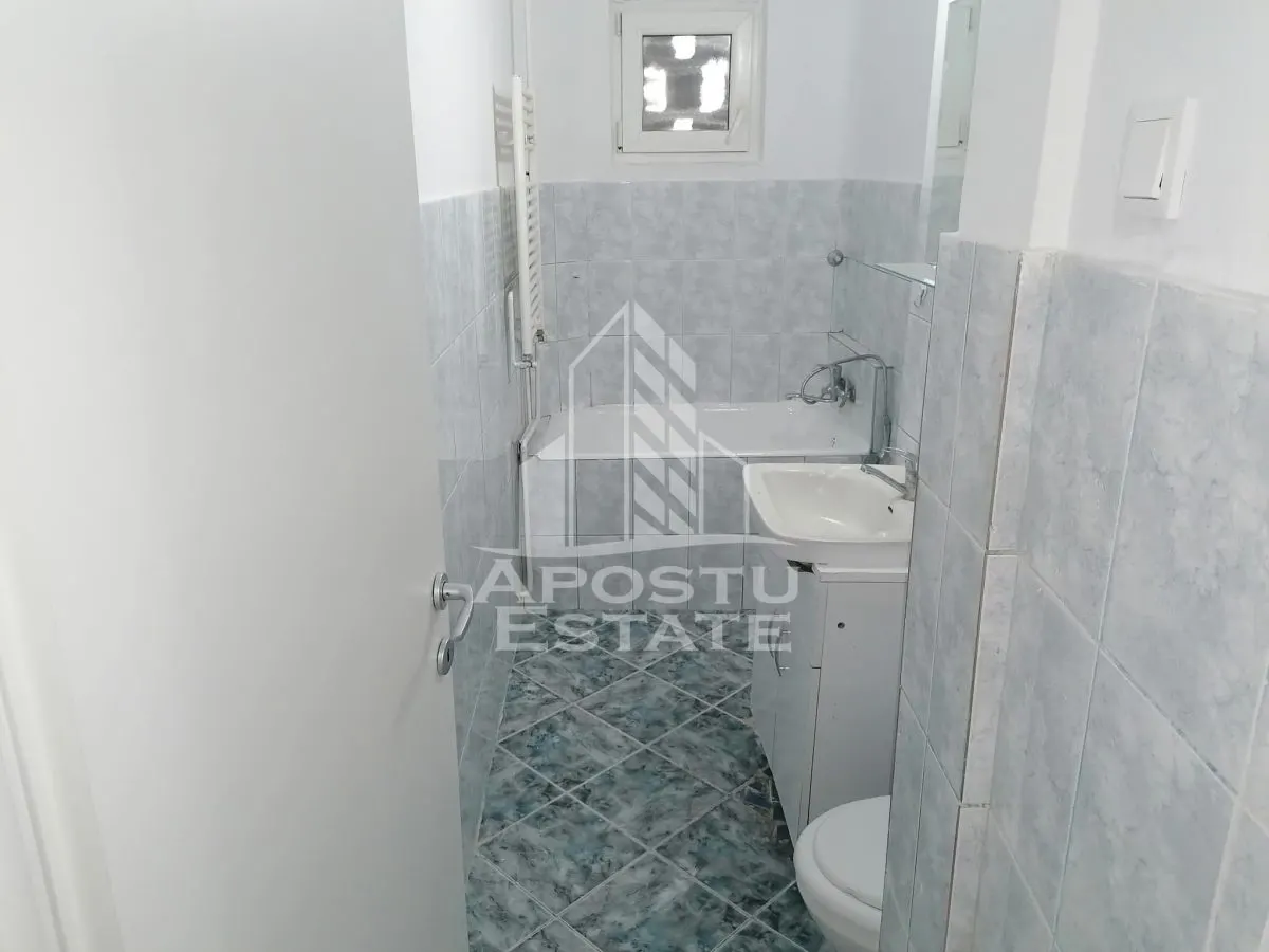Apartament semidecomandat, renovat,2 camere,parter,Bulevardul Cetatii - foto 9
