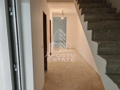 Duplex la cheie,despartit,4 camere Giarmata Mare - foto 15