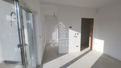 Duplex la cheie,despartit,4 camere Giarmata Mare - foto 3