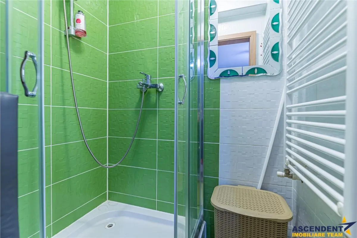 Apartament deosebit in zona Coresi, terasa mare, parcare, boxa, Tractorul, Brasov - foto 18