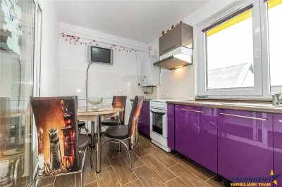 Apartament deosebit in zona Coresi, terasa mare, parcare, boxa, Tractorul, Brasov - foto 3