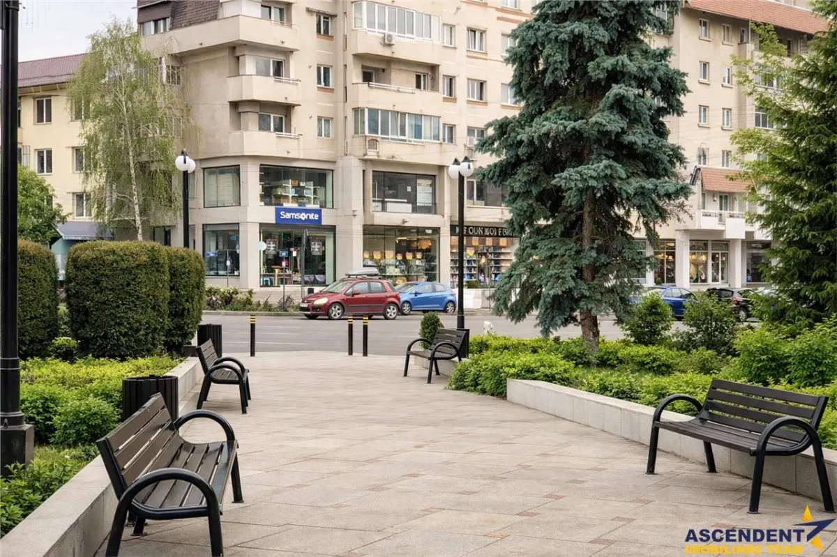 Spatiul Comercial, compartimentabil si in 3 unitati, cu acces separat, Central, Campina - foto 2