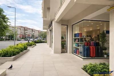 Spatiul Comercial, compartimentabil si in 3 unitati, cu acces separat, Central, Campina - foto 9