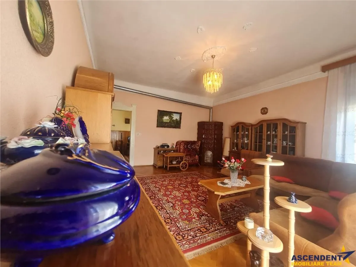 Casa cu vatra traditionala, gradina, garaj, facilitati, Codlea, Brasov - foto 7