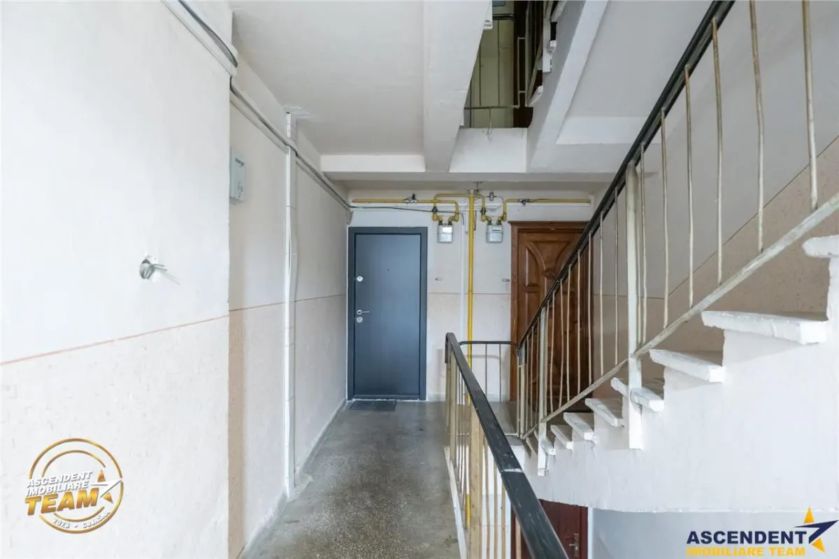 Apartament modern 2 camere, priveliste spre padure, ergonomic, luminos, Central, Covasna: FILM & 3D - foto 21
