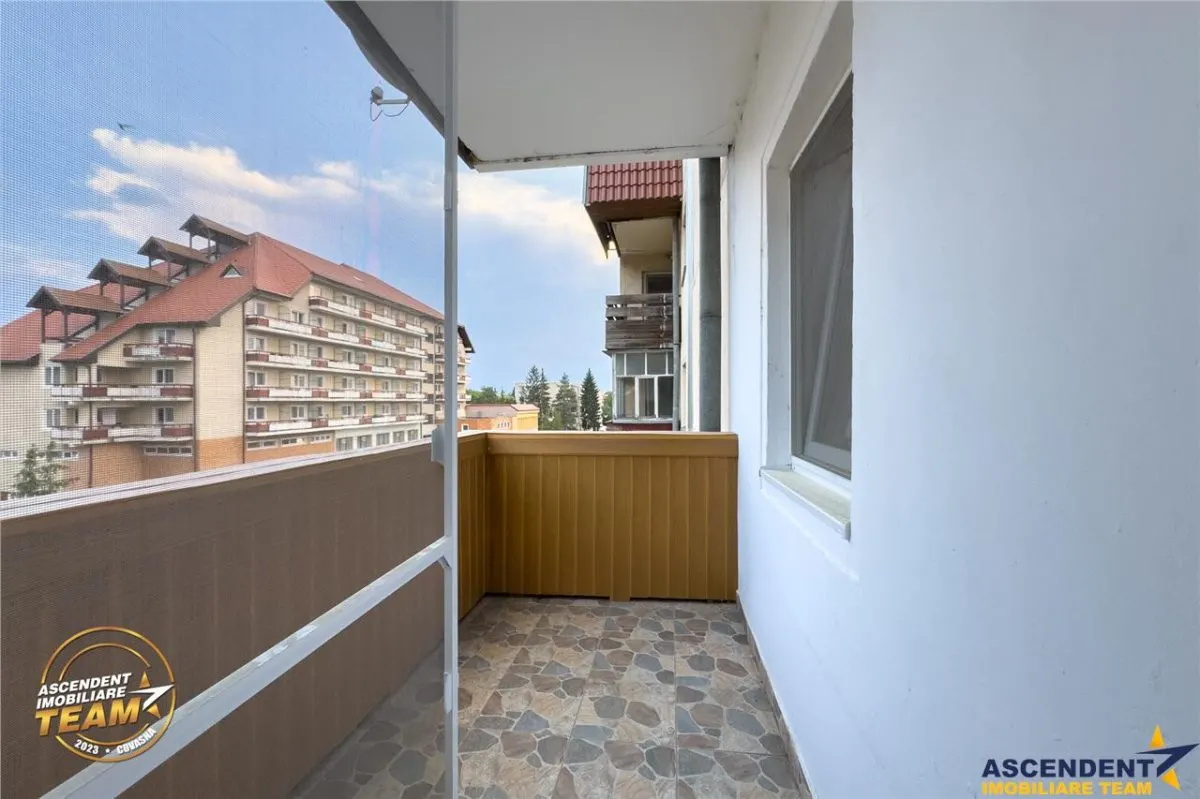 Apartament modern 2 camere, priveliste spre padure, ergonomic, luminos, Central, Covasna: FILM & 3D - foto 10