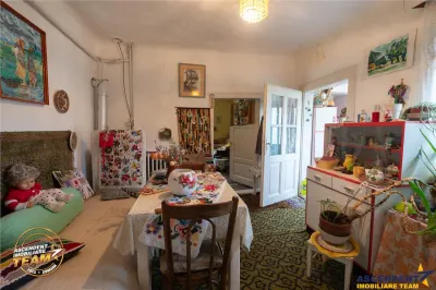 Casa traditionala, cu teren pretios de 534 mp, Targu Secuiesc - foto 3