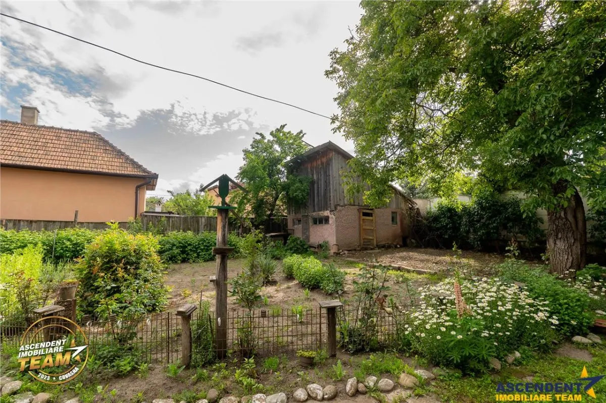 Casa traditionala, cu teren pretios de 534 mp, Targu Secuiesc - foto 15